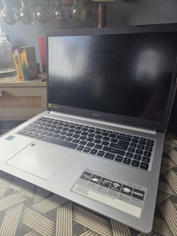 Must Sell Laptop! Acer 5 8 Gb