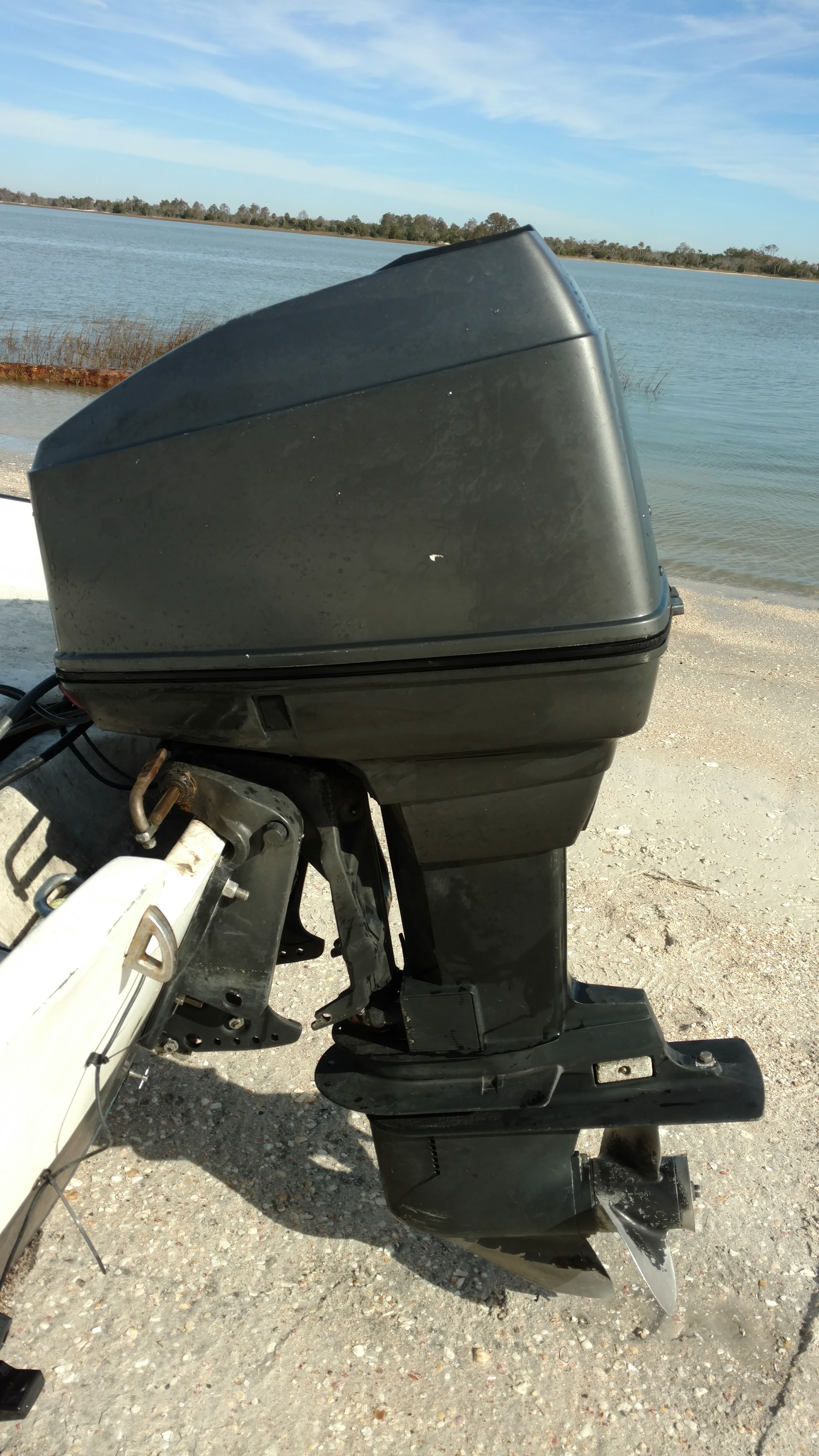 90HP Mercury Force outboard motor runs great