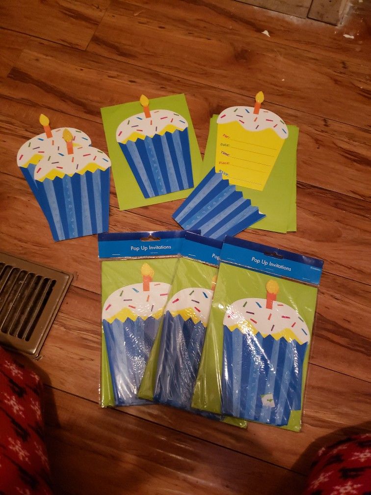 Cupcakes Party Invitations