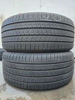 (2) 285 40 23 Pirelli Scorpion MS land Rover range rover tires
