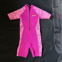 Wet suit size 6 girls