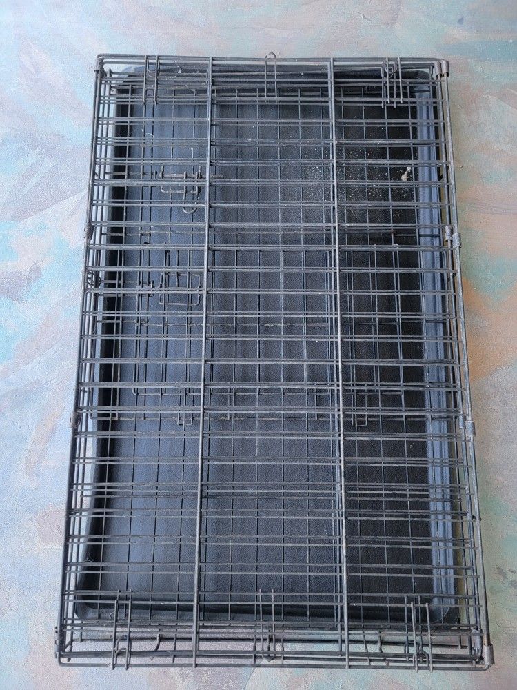 Free Medium Dog Kennel