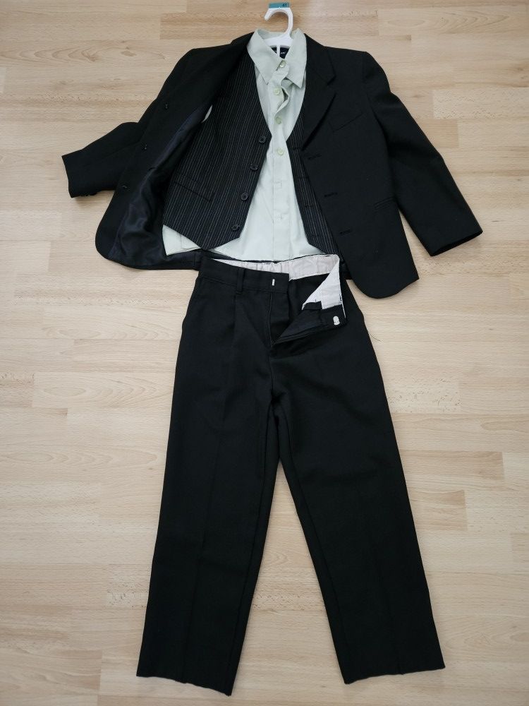 Boy Suit Set Size 7