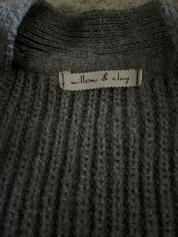 Grey Lady Sweater / Suéter De Mujer Gris