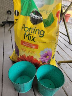 Set of 2 Pots + Large Bag of Potting Mix Soil