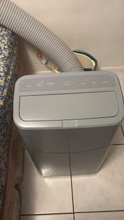 PORTABLE AIR CONDITIONER