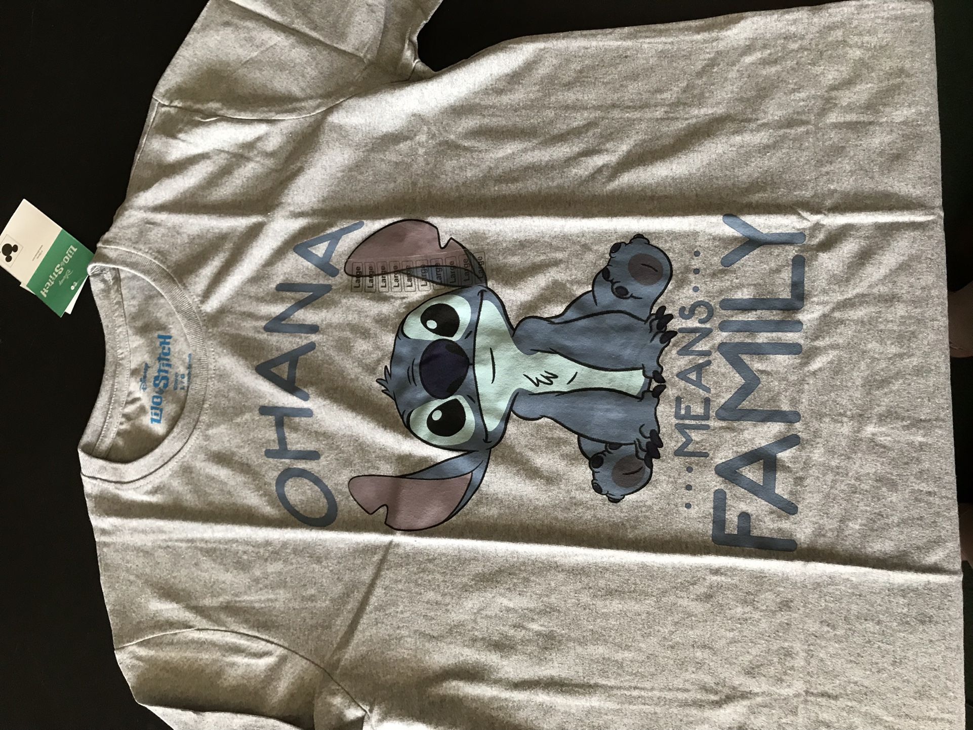 New Disney LILO And Stitch T-shirt Size Large 