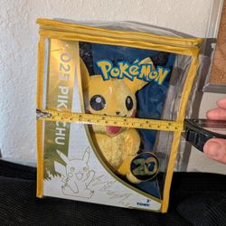 20th Anniversary Tomy Pikachu – Brand New