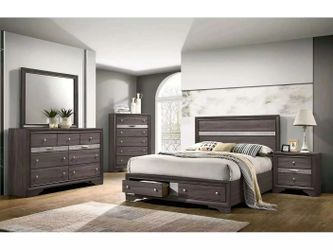 Brand New Elegant Chrissy Queen Bedroom Set
