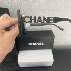 New In Box Designer Chanel Black Square Sunglasses
