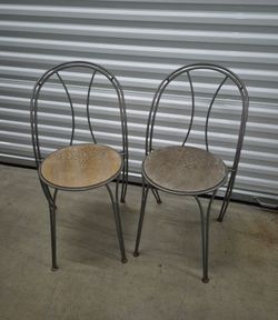 Set of 2 Metal Bistro Chairs
