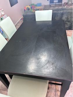 Dinning Table
