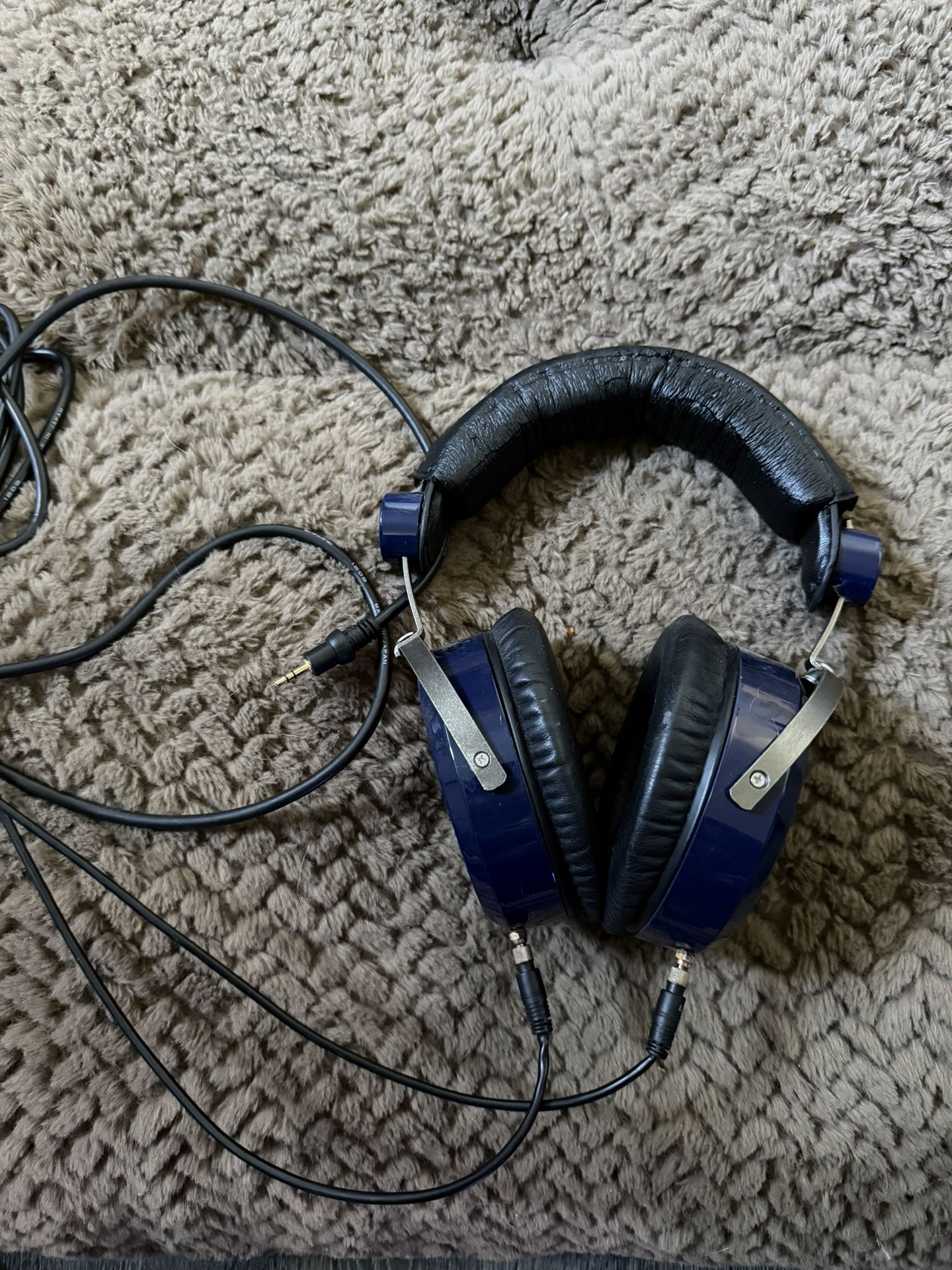 HiFiMan HE-400 Headphones