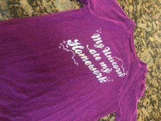 Girls shirt great condition size 10-12