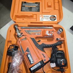 Paslode CF325XP Cordless Framing Nailer - Li-Ion Kit - Great Condition