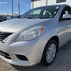 2012 Nissan Versa