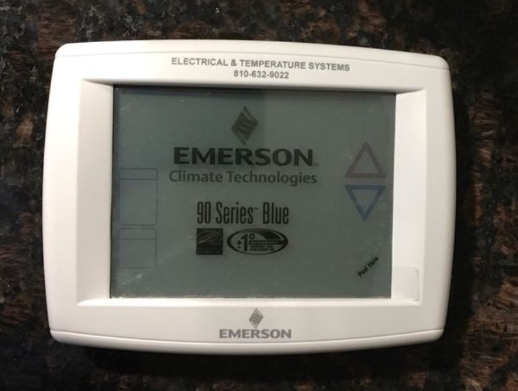 Brand new Emerson 1F97-1277 programmable thermostat