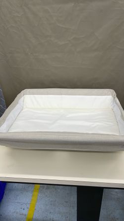 Baby changing station. Item No 931 (Shopgoodwill)