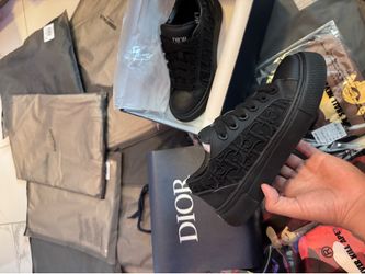 Shoes unisex designer