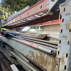 16 barillas 1/2   6 barillas #5y 8 barillas #4 de 10 pies