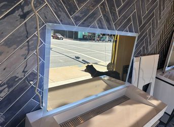 Modern LED Vanity Mirror – Dimmable Lighted Wall Mirror