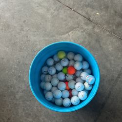 almost full bucket of golf balls (all brands and all clean)