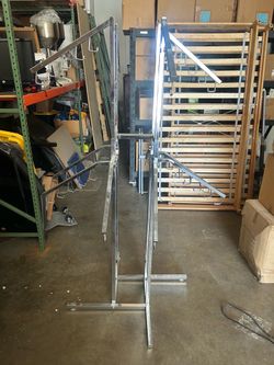 Clothing rack