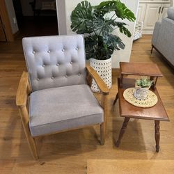 Mid Century Modern Lounge Chair with Solid Wood Step Down Table