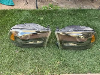 ‼️RAM HEADLIGHTS‼️