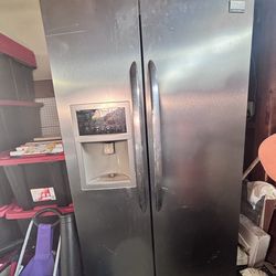 Frigidaire Refrigerator