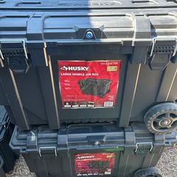 Husky 36.5 in Rolling Tool Box 50-Gal w/ Keyed Lock - Like New