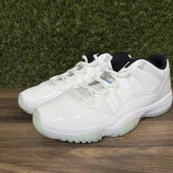 Jordan 11s 