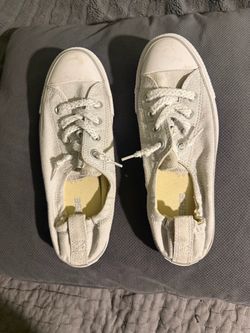 Converse Chuck Taylor Low Top Sneakers