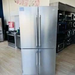 36 French Four-Door Stainless Steel Refrigerator with auto Ice Maker, Water Dispenser Beko BFFDSS