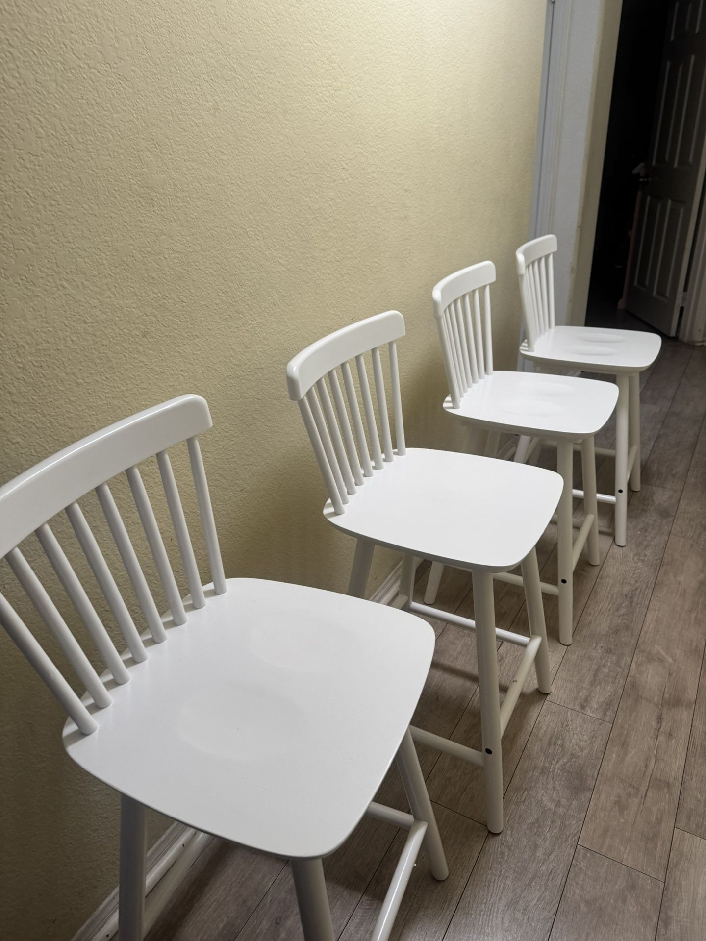 Set Of 4, Solid Wood Counter Height Stools