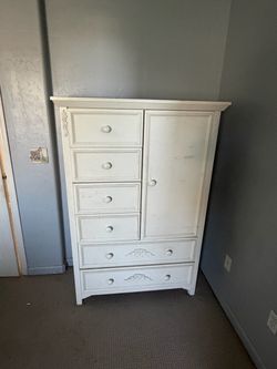 White Cottage-Style Full Bed + Armoire Chest – Rose Detail