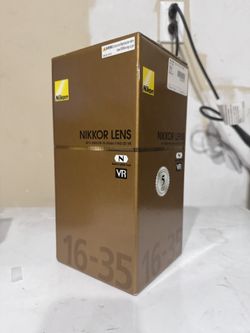 Nikon AF-S 16-35mm f/4 G SWM VR N ED Wide Angle Zoom Lens DSLR Camera