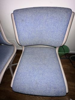 2 Chairs