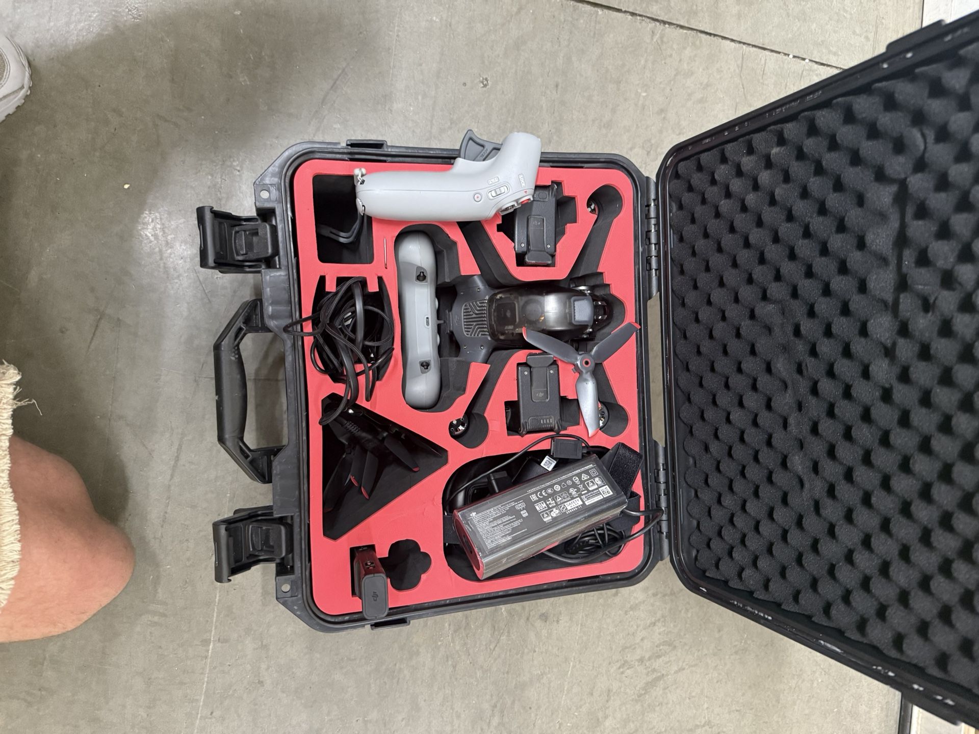 DJI FPV Drone With Fly more Pack