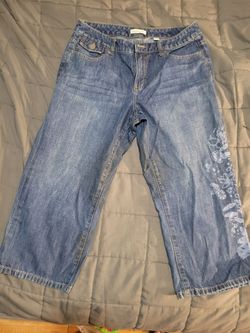Women's Denim Capri Jeans with Floral Detail