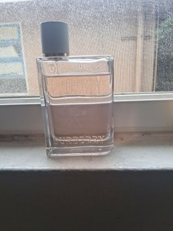 Burberry woman's perfum