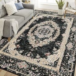AREA RUG 
