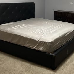 Black leather, Queen Size Bed Frame And Mattress