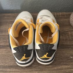 Jordan 4