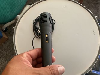 Microphone