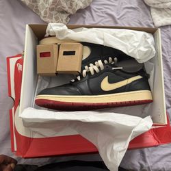 Nigel Jordan Lows Size 12 