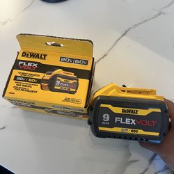 9.0 Flexvolt battery dewalt
