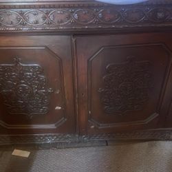 1800 Bar Cabinet 