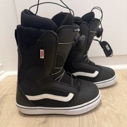Vans Snowboard Boots - Women’s 5