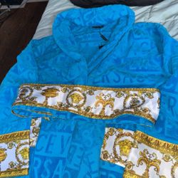 Versace robe 